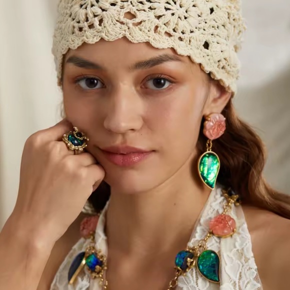 Masterpiece Bee Elegance Antique Brass Ring - Picture 4 of 10